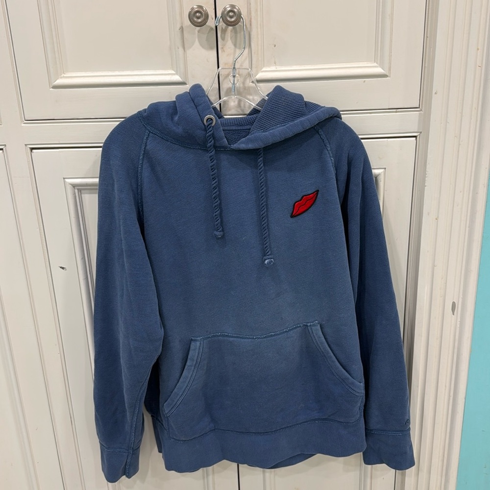 Rag n bone sweatshirt with lips on front
